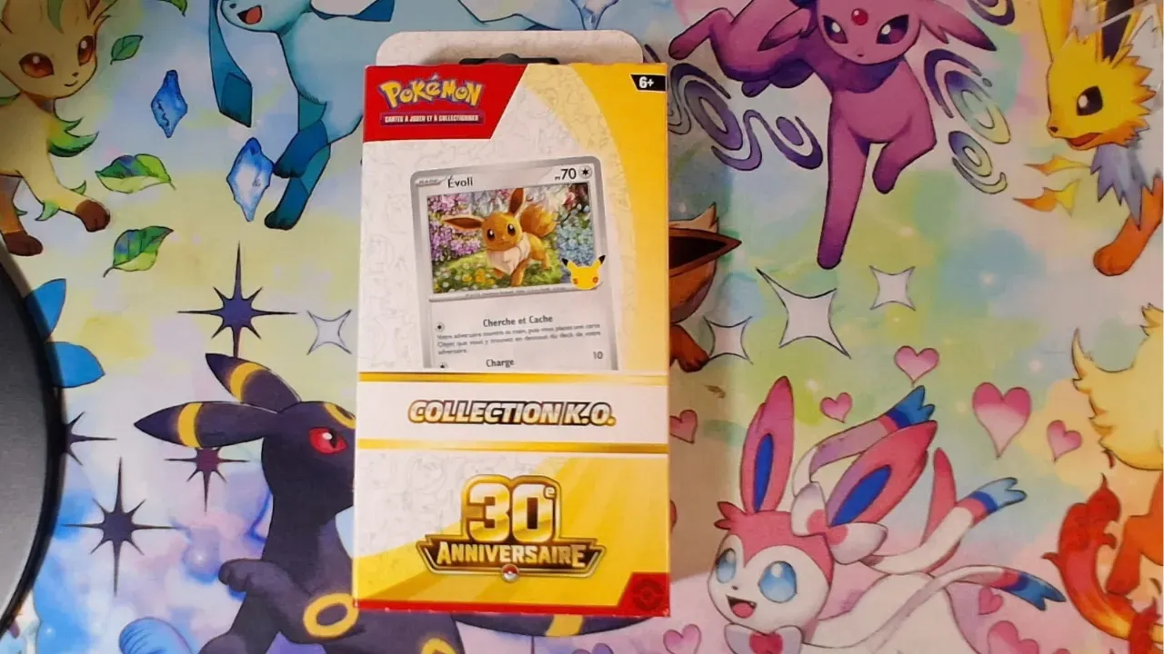 COFFRET POKÉMON 30 ANS COLLECTION KO - FR